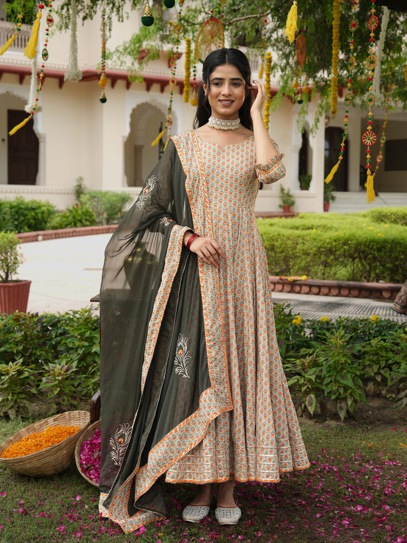 Veda Morpankh Anarkali Suit Set