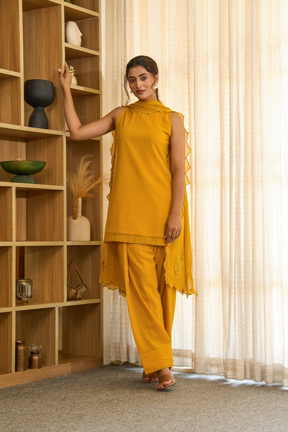 Aarinya Mustard Grace Kurta Set