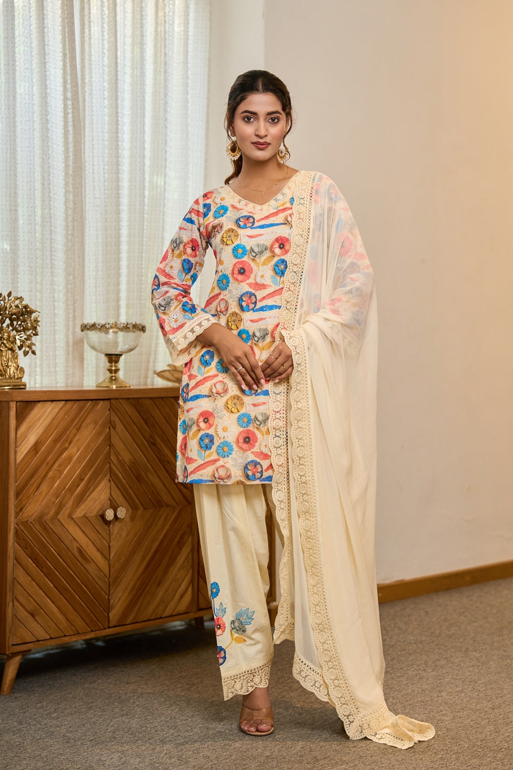 Suhana Flora Kurta Set