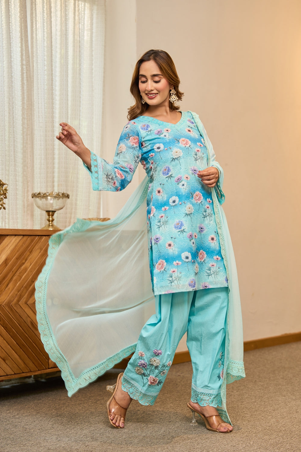 Neeraya Sky Bloom Kurta Set