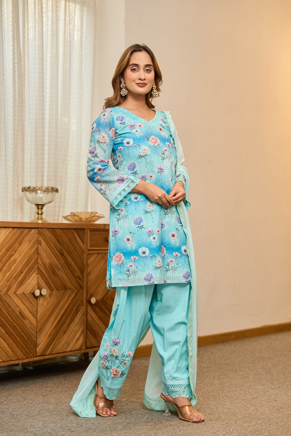 Neeraya Sky Bloom Kurta Set
