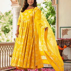 Tavishi Yellow Rose Suit Set