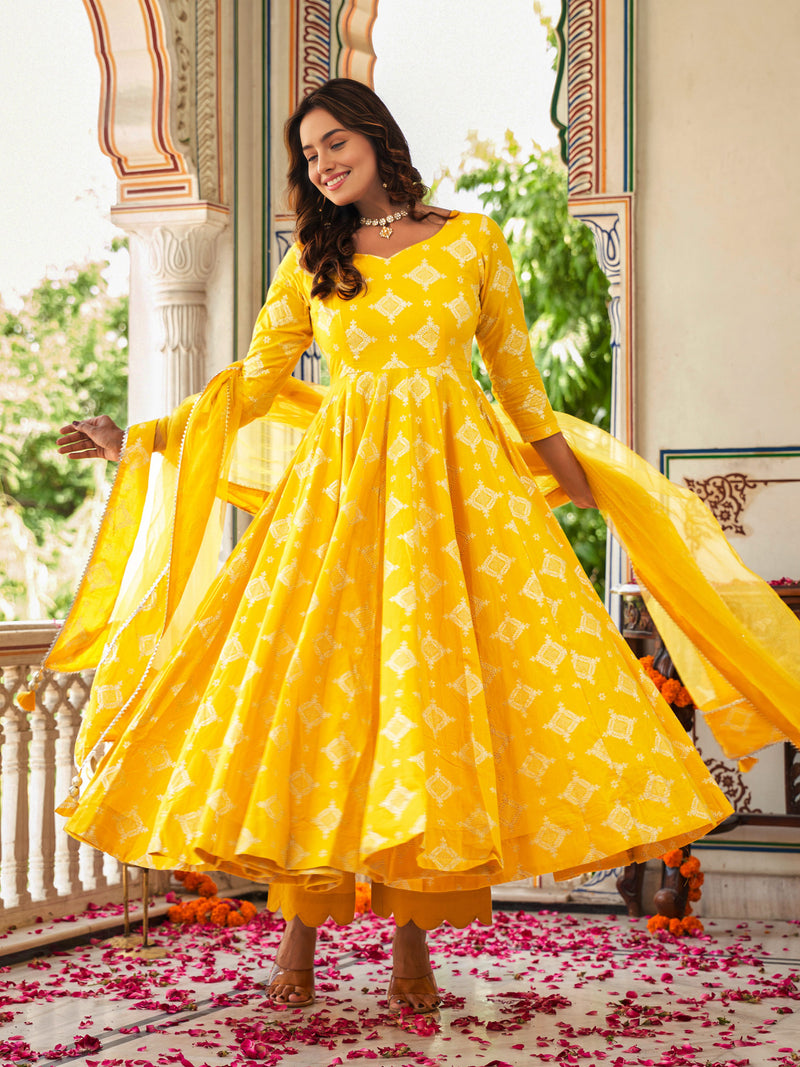 Tavishi Yellow Rose Suit Set