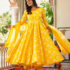 Tavishi Yellow Rose Suit Set