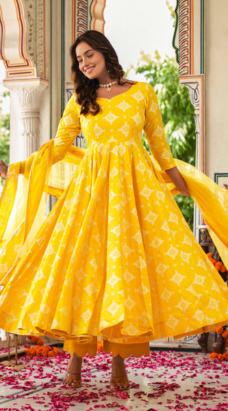 Tavishi Yellow Rose Suit Set