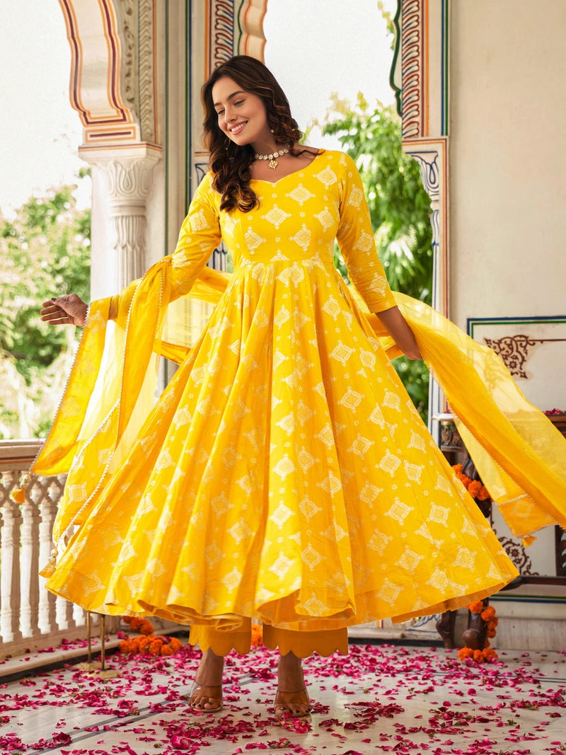 Tavishi Yellow Rose Suit Set - Indianvirasat