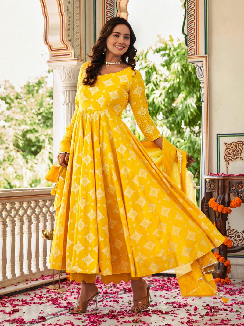 Tavishi Yellow Rose Suit Set - Indianvirasat