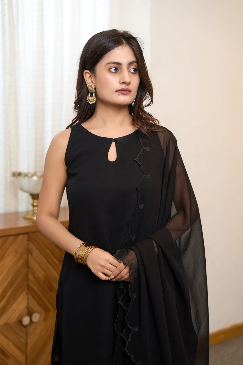 Noir Nazaakat Kurta Set