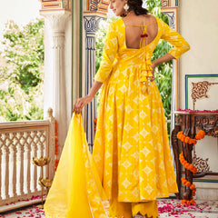 Tavishi Yellow Rose Suit Set