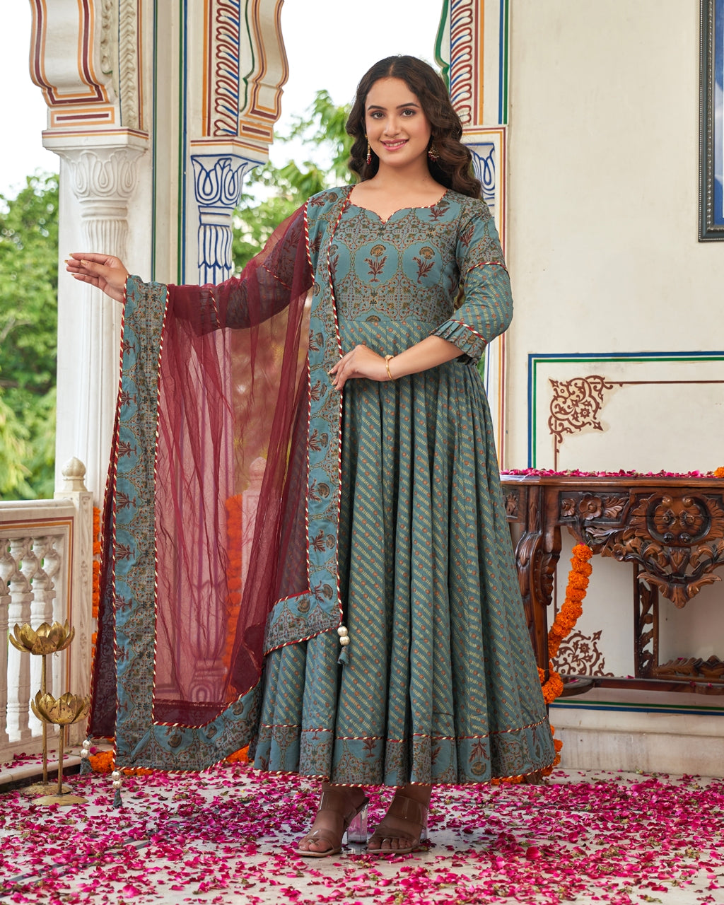 Mehreen Teal Kurta Set