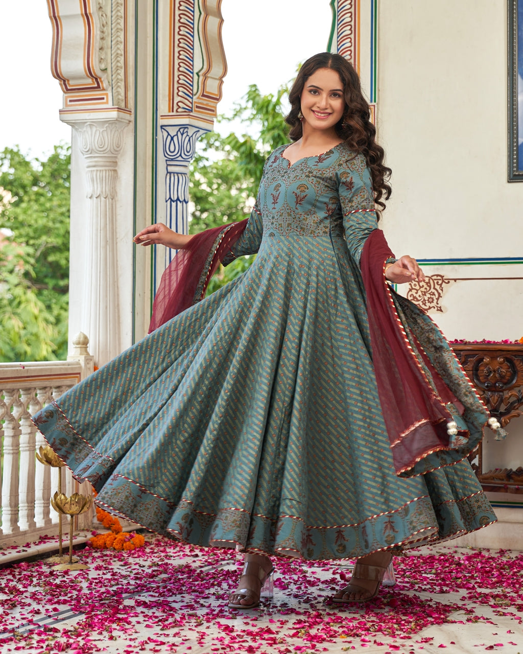 Mehreen Teal Kurta Set