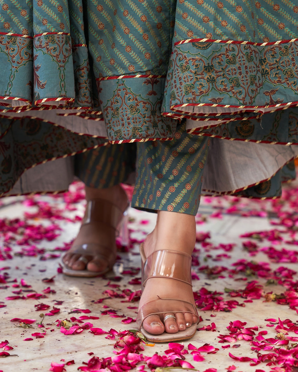 Mehreen Teal Kurta Set