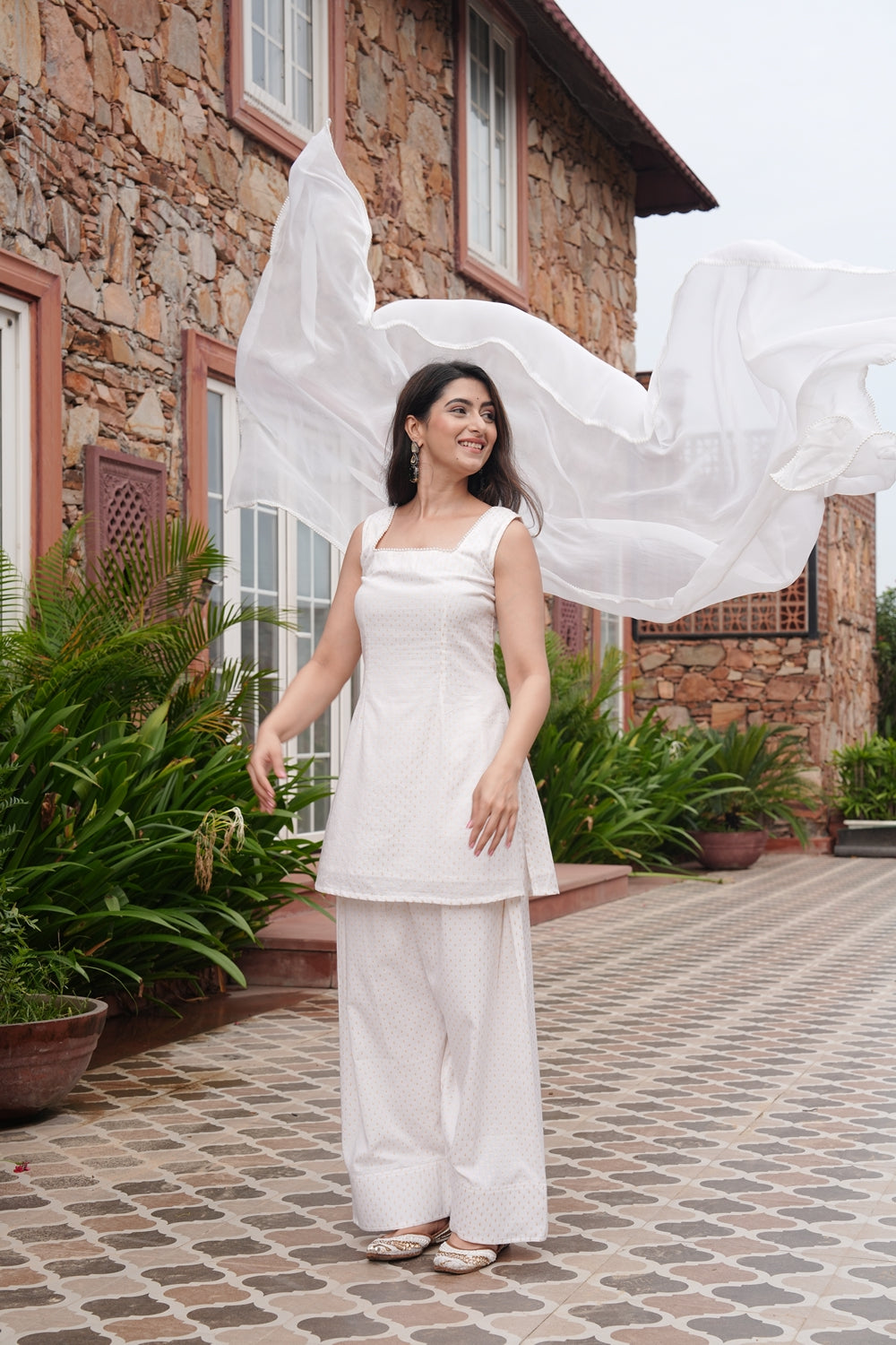 Sitaraa Ivory Kurta Set