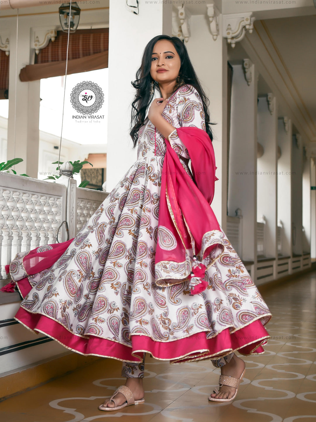 Buy Stunning Meera Anarkali Suit Set Online - Gillori