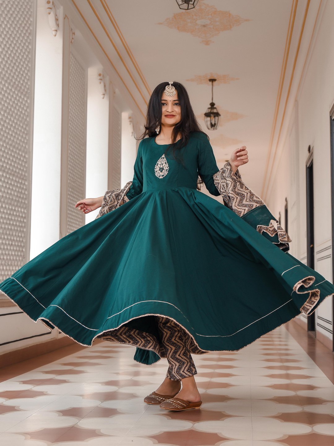 Munga Green Pittan work Anarkali Suit Set - Indianvirasat