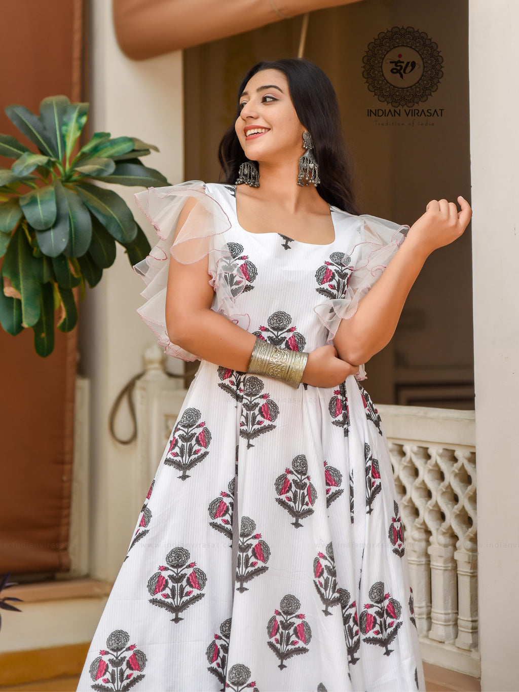 Salt White Mughal Boota Dress - Indianvirasat